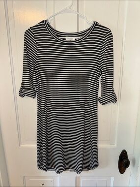 EVERLY Grey & White Striped Women's Dress